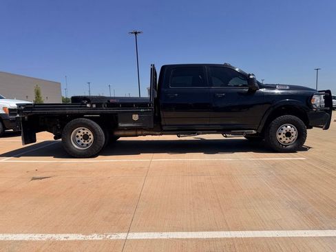 Used 2023 RAM 3500 Laramie AWD/4WD image 2