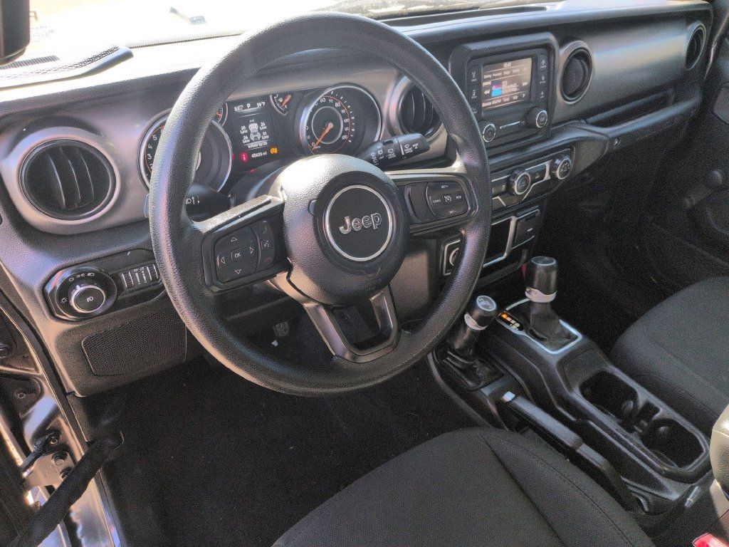 Used 2021 Jeep Wrangler Unlimited Sport AWD/4WD image 7