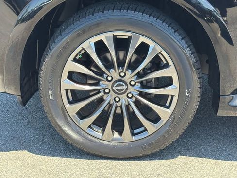 Certified 2023 Nissan Armada Platinum w/ Captain's Chairs Package RWD image 11