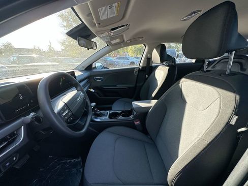 New 2025 Kia K4 LXS image 37