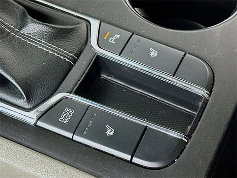 Used 2020 Kia Sedona EX image 19