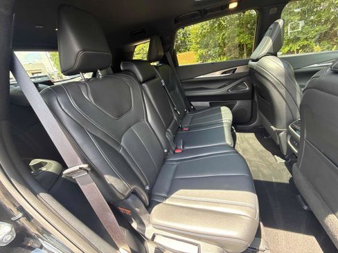 Used 2025 INFINITI QX60 Luxe w/ Black Edition FWD image 29