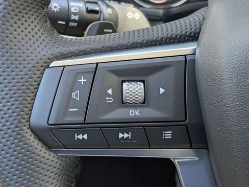 New 2025 Mitsubishi Outlander SE image 29