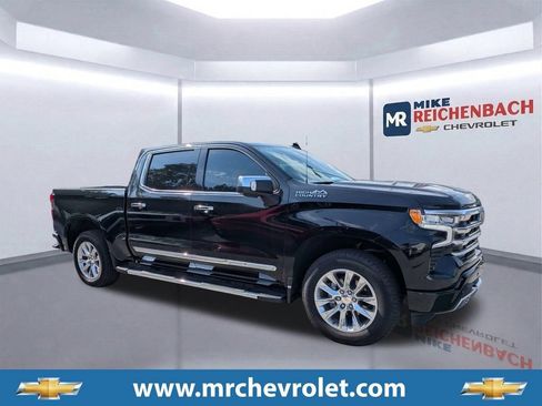 Used 2024 Chevrolet Silverado 1500 High Country w/ High Country Premium Package AWD/4WD image 1