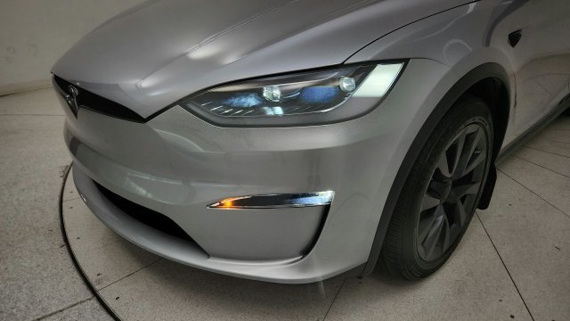 Used 2024 Tesla Model X AWD/4WD image 40