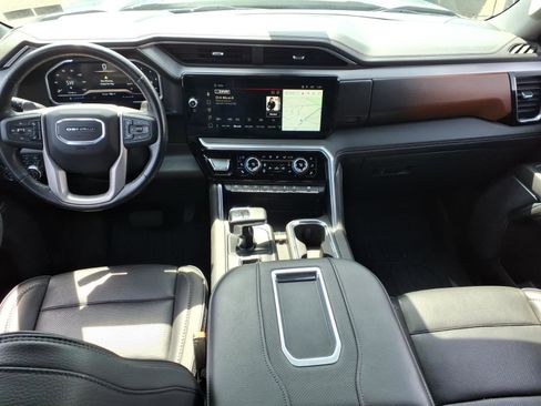 Used 2022 GMC Sierra 1500 Denali AWD/4WD image 25