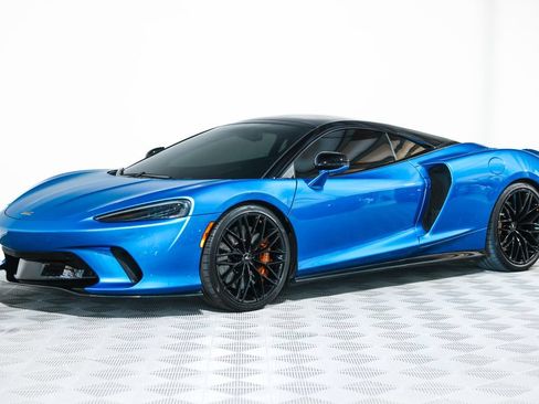 Used 2022 McLaren GT RWD image 20