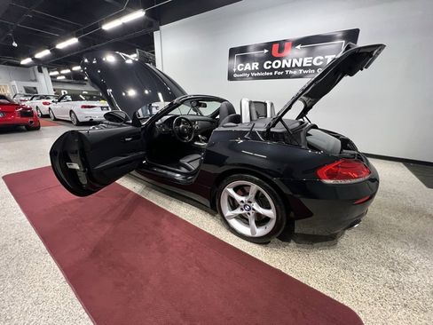 Used 2015 BMW Z4 sDrive35is image 57