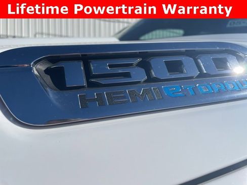 Used 2022 RAM 1500 Lone Star image 4