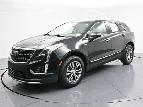 Certified 2023 Cadillac XT5 Premium Luxury image 3