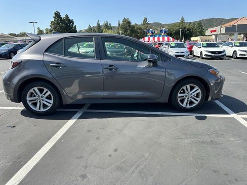 Used 2022 Toyota Corolla SE w/ Carpet Mat Package (TMS) image 6