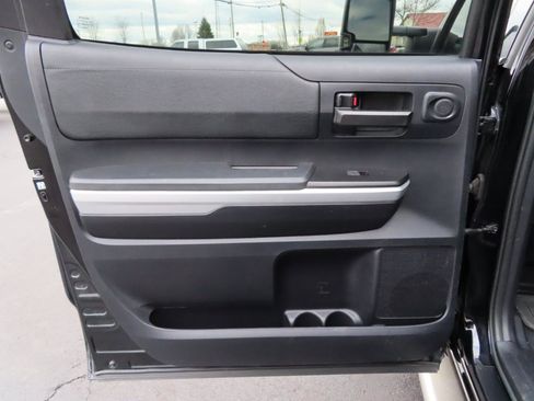 Used 2016 Toyota Tundra SR5 w/ TRD Off Road Package image 39