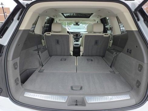 Used 2021 Cadillac XT6 Premium Luxury image 30