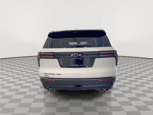 New 2026 Chevrolet Traverse LT w/ Midnight/Sport Edition AWD/4WD image 13