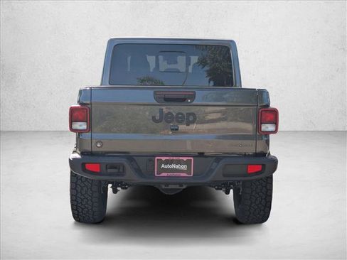 New 2025 Jeep Gladiator Sport image 8
