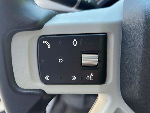 Certified 2023 Land Rover Defender 130 X-Dynamic SE AWD/4WD image 13