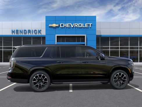 New 2026 Chevrolet Suburban RST w/ Comfort Package RWD image 6