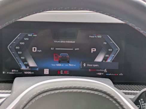 Used 2025 BMW X5 M60i image 15