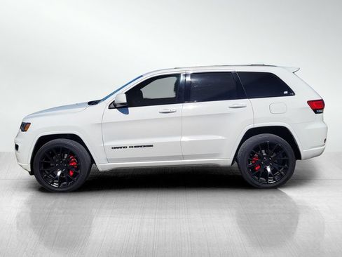 Used 2021 Jeep Grand Cherokee Laredo X AWD/4WD image 7