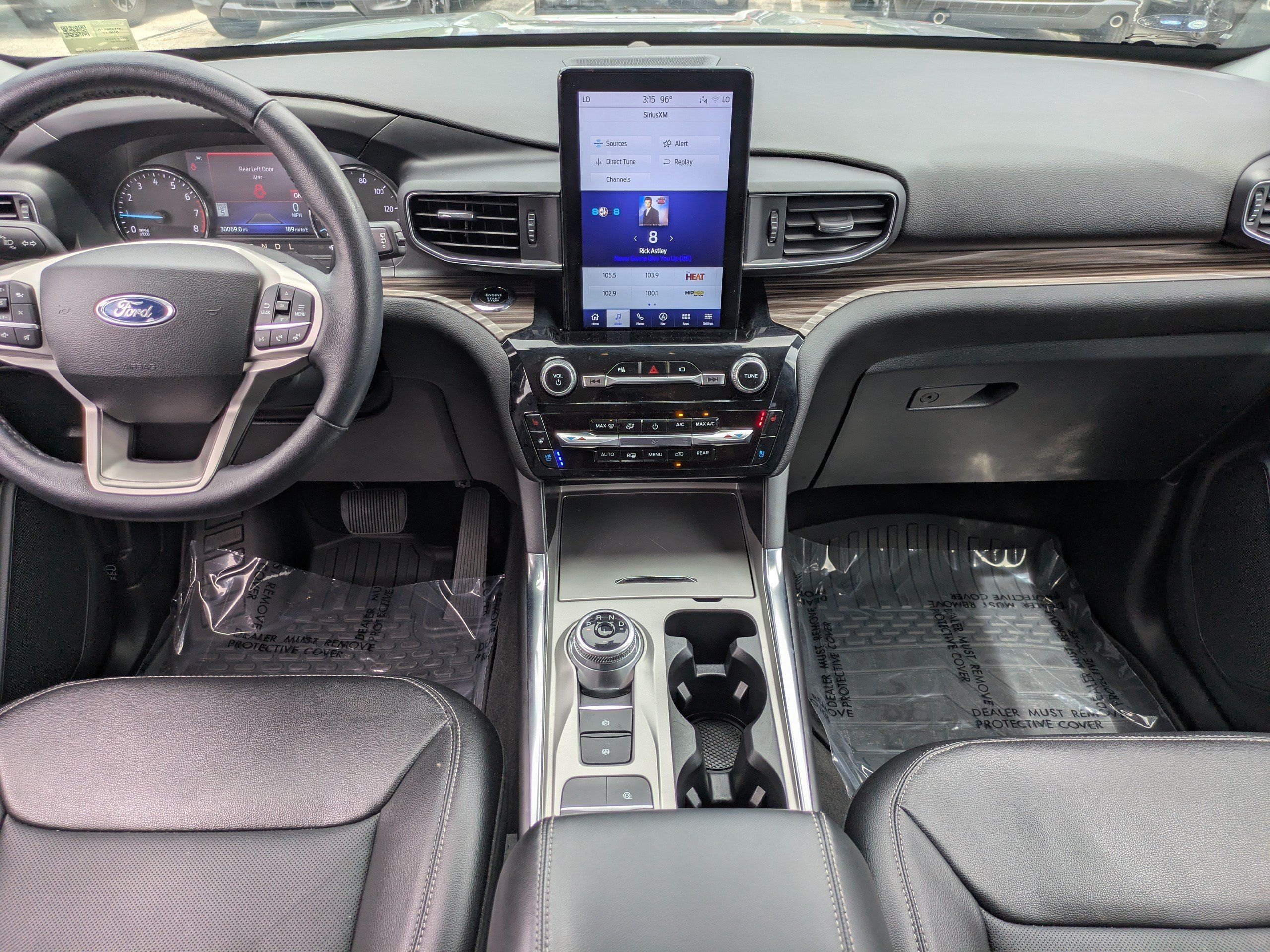 Used 2022 Ford Explorer Limited w/ Limited Technology Package RWD image 14