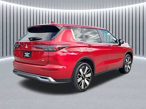 New 2026 Mitsubishi Outlander SE FWD image 6