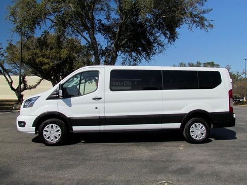 Used 2023 Ford Transit 350 XLT image 6