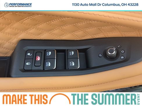 New 2026 Jeep Grand Cherokee L Summit w/ Obsidian Package AWD/4WD image 24
