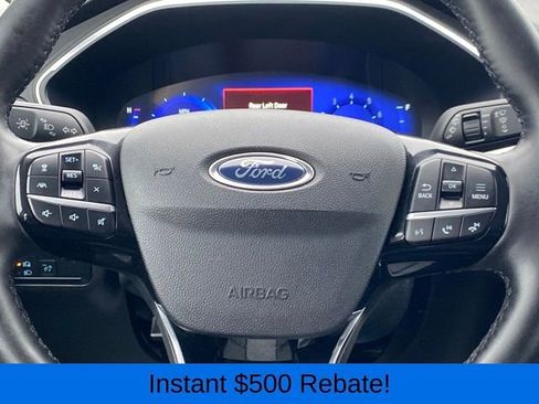 Used 2022 Ford Escape Titanium image 8