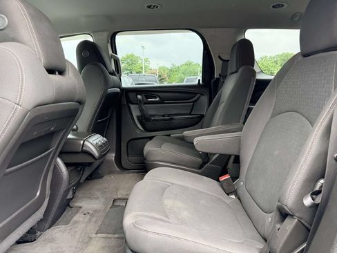 Used 2016 GMC Acadia SLE AWD/4WD image 12