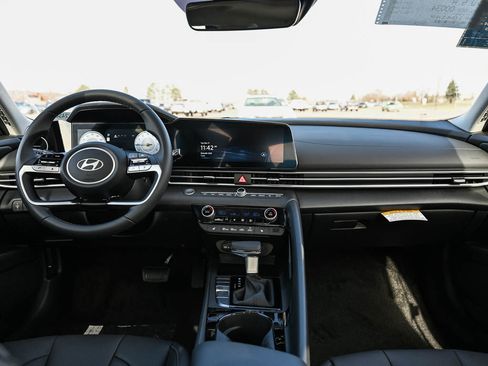 New 2026 Hyundai Elantra Limited image 14
