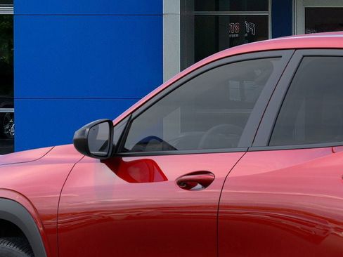 New 2026 Chevrolet Trax RS image 36