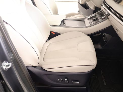 Used 2023 Hyundai Palisade Limited w/ Cargo Package image 15