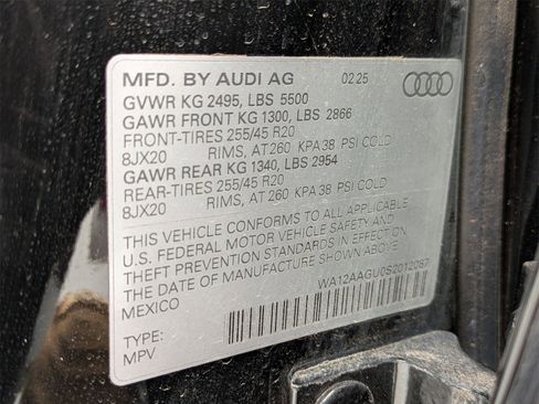 New 2025 Audi Q5 Premium Plus image 17