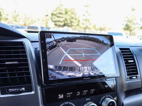 Used 2016 Toyota Sequoia Limited w/ Safety & Convenience Package AWD/4WD image 30