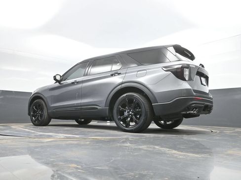 Used 2021 Ford Explorer ST w/ Equipment Group 401A AWD/4WD image 41