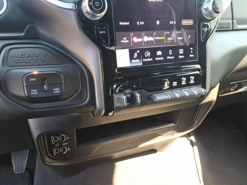 Used 2026 RAM 2500 Big Horn AWD/4WD image 11