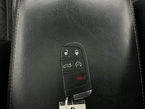 Used 2020 Dodge Charger SXT w/ Leather Interior Group RWD image 44