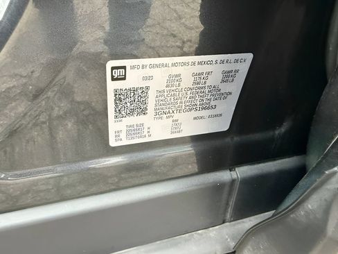 Used 2023 Chevrolet Equinox LT w/ LPO, Floor Liner Package AWD/4WD image 29