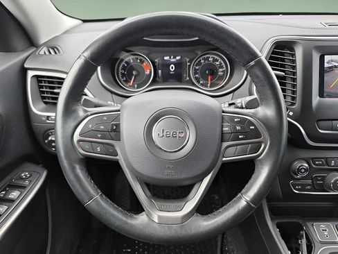 Used 2019 Jeep Cherokee Latitude Plus w/ Cold Weather Group image 22