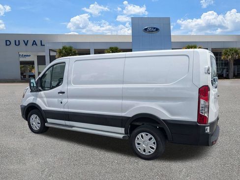 Used 2024 Ford Transit 250 Low Roof w/ Exterior Upgrade Package RWD image 6