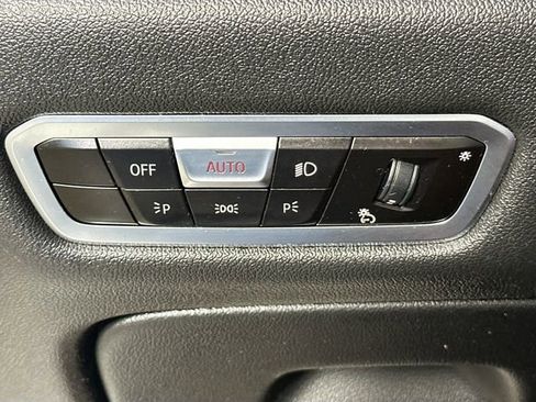 Used 2022 BMW X5 xDrive40i w/ M Sport Package AWD/4WD image 24