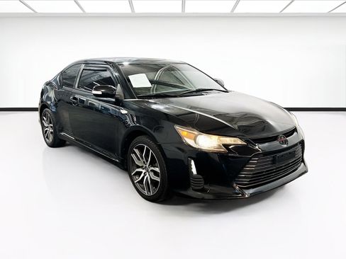 Used 2016 Scion tC image 3