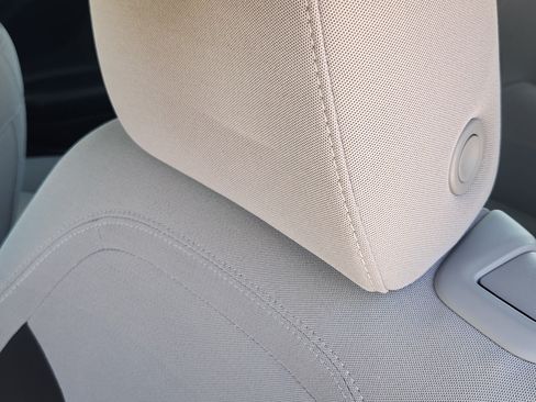 Used 2023 Chevrolet Camaro LT RWD image 15