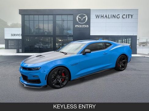 Used 2023 Chevrolet Camaro SS RWD image 3