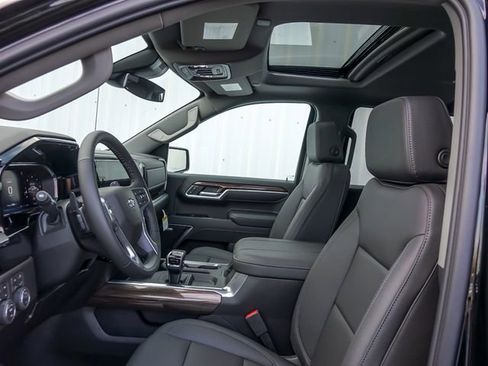 New 2026 Chevrolet Silverado 1500 RST w/ RST All Star Premium Package AWD/4WD image 14