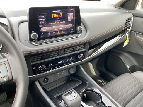 New 2026 Nissan Rogue SV image 18