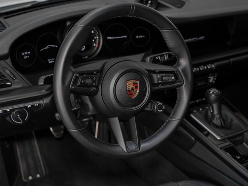 Used 2024 Porsche 911 Carrera GTS image 40