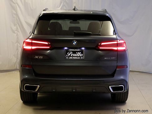 Used 2022 BMW X5 xDrive40i w/ M Sport Package image 7