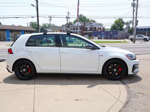 Used 2021 Volkswagen GTI SE FWD image 6