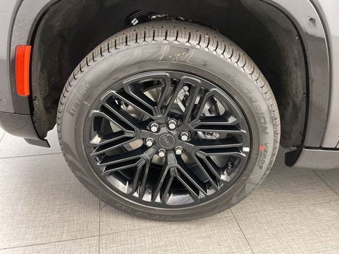 New 2026 Jeep Grand Wagoneer L Limited image 10